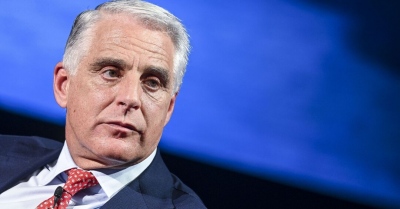 «Τρέμει» το οικοδόμημα του Andrea Orcel… Γιατί οι FT στοχοποιούν τους χειρισμούς του στη UniCredit και στη Γερμανία