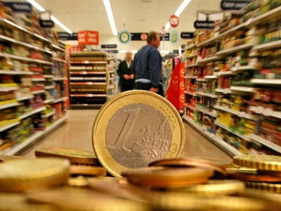 Έρευνα: Ανησυχία στην Ελλάδα για την οικονομική κατάσταση και το αβέβαιο μέλλον