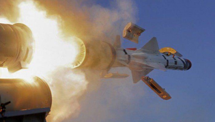 Ευρωβουλευτής κατά Macron: Έχει τρελαθεί, αφήνει την Ουκρανία να χρησιμοποιήσει γαλλικούς πυραύλους για να επιτεθεί σε ρωσικό έδαφος