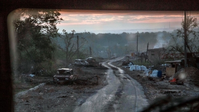 Ουκρανία: Οι Ρώσοι στέλνουν πρόσθετες δυνάμεις για να ολοκληρώσουν την κατάληψη του Severodonetsk