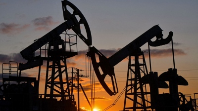 Σε υψηλά 4 μηνών οι τιμές του πετρελαίου, λόγω Σαουδικής Αραβίας και Ρωσίας