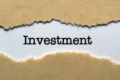 Έχεις 10.000 ευρώ που θα τα επένδυες για διάστημα 12 μηνών; - Στις ελληνικές τραπεζικές μετοχές ή σε κρυπτονόμισμα Bitcoin ή Ethereum;