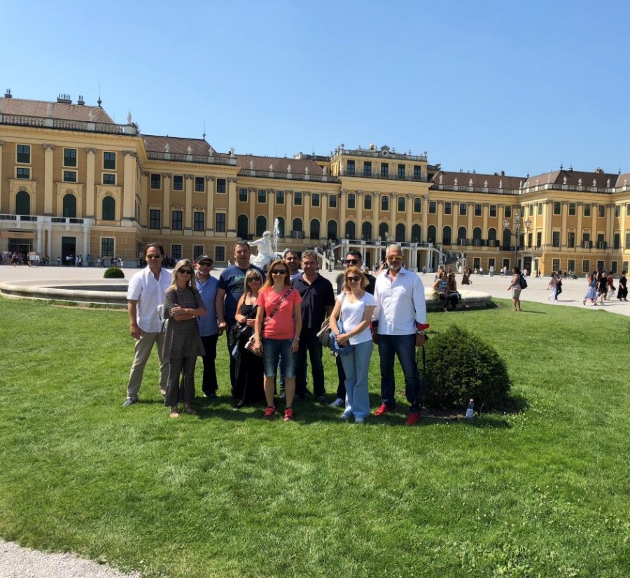 Mega Brokers: Ταξίδι επιβράβευσης στη Βιέννη