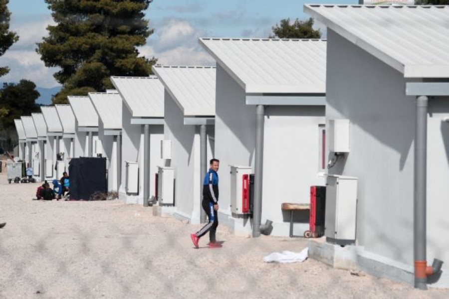 Παρατείνεται ως 5/7 ο περιορισμός κυκλοφορίας στα Κέντρα Υποδοχής και Ταυτοποίησης και τις προσφυγικές δομές