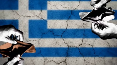 Η Ελλάδα έχει γίνει Καιάδας Φτώχειας αλλά η κυβέρνηση πανηγυρίζει – Ιστορική σφαγή στο εισόδημα, έρχεται κοινωνικός εκτροχιασμός