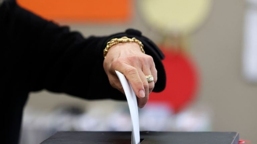 Προς δεύτερο γύρο προεδρικών εκλογών η Πορτογαλία - Με ρεκόρ συμμετοχής υποψηφίων η πρώτη φάση 18/1