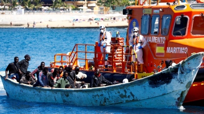 Σάλος στην Ισπανία - Ο Sánchez χορηγεί αμνηστία σε 500.000 παράνομους μετανάστες με βασιλικό διάταγμα