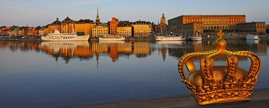 Η εκτόξευση των ηλεκτρονικών συναλλαγών, προκαλεί ανησυχία για τα προσωπικά δεδομένα στη Σουηδία
