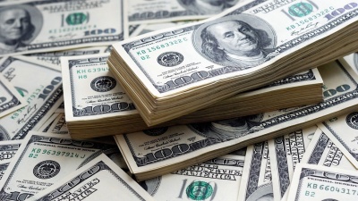 Γιατί το ισχυρό δολάριο απειλεί την παγκόσμια οικονομία