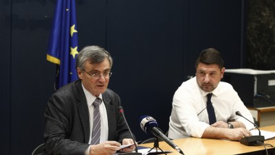 Έκτακτη τηλεδιάσκεψη με Τσιόδρα, Χαρδαλιά για τον κορωνοϊό στη Θεσσαλονίκη - Προάγγελος νέων μέτρων;