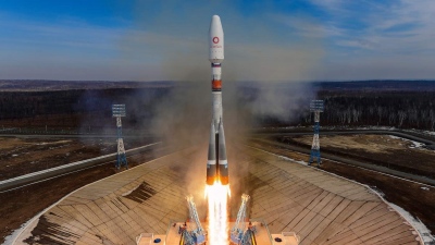Συναγερμός στην Ουκρανία με το Soyuz-2.1b: Οι Ρώσοι έστειλαν στο διάστημα στρατιωτικό δορυφόρο με... άγνωστη αποστολή (vid)