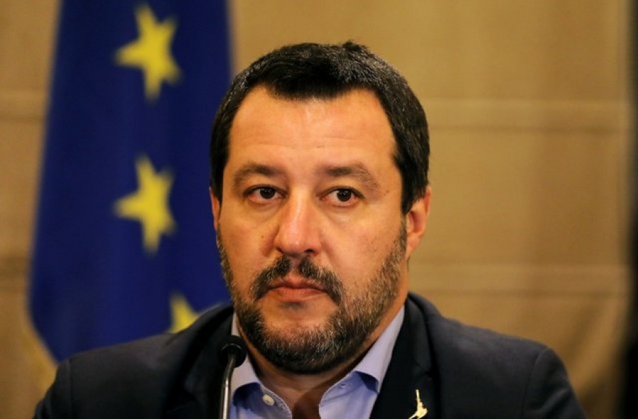 Salvini: Η Κομισιόν να αντιμετωπίσει Ιταλία, Γαλλία με τον ίδιο τρόπο – Μέτωπο με Moscovici