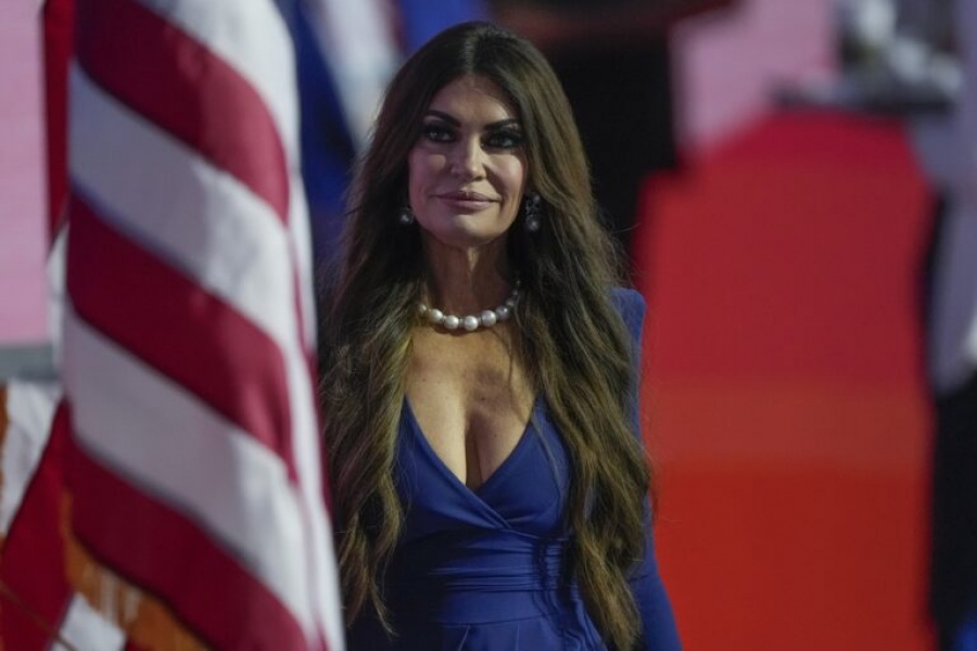 State Department για εκρηκτική Kimberly Guilfoyle: Έρχεται στην Ελλάδα για την προώθηση της ατζέντας «Πρώτα η Αμερική»