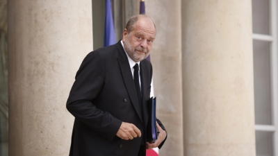 Γαλλία: Υπό κράτηση για «ενδοοικογενειακή βία» ο γιος του... υπουργού Δικαιοσύνης