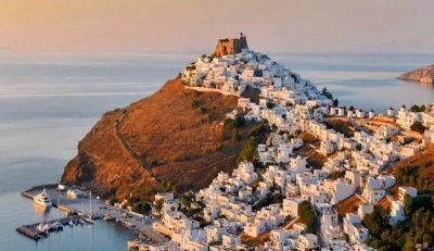Ξεπέρασαν τα 4 εκατομμύρια οι αφίξεις τουριστών στα νησιά του Νοτίου Αιγαίου