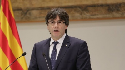 Η ισπανική δικαιοσύνη απέρριψε την επαναφορά του ευρωπαϊκού εντάλματος για τον Puigdemont