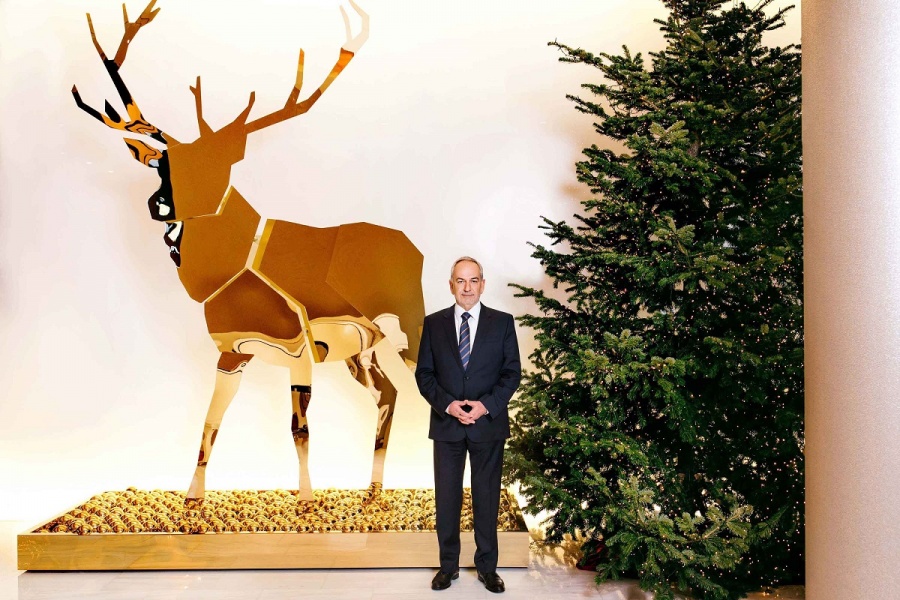 Makedonia Palace: The Christmas story in frames