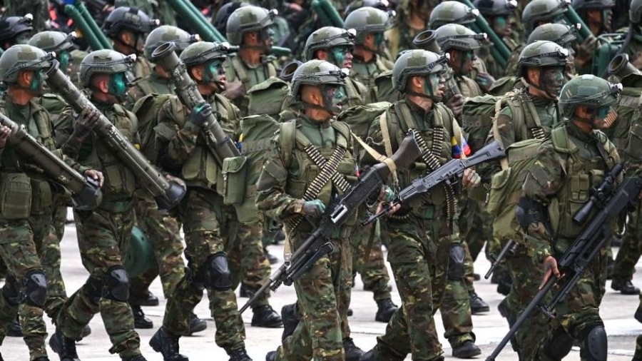 Σε κατάσταση επιφυλακής η Βενεζουέλα - Χιλιάδες πολιτοφύλακες σε ετοιμότητα, ο Maduro θα κηρύξει κατάσταση έκτακτης ανάγκης