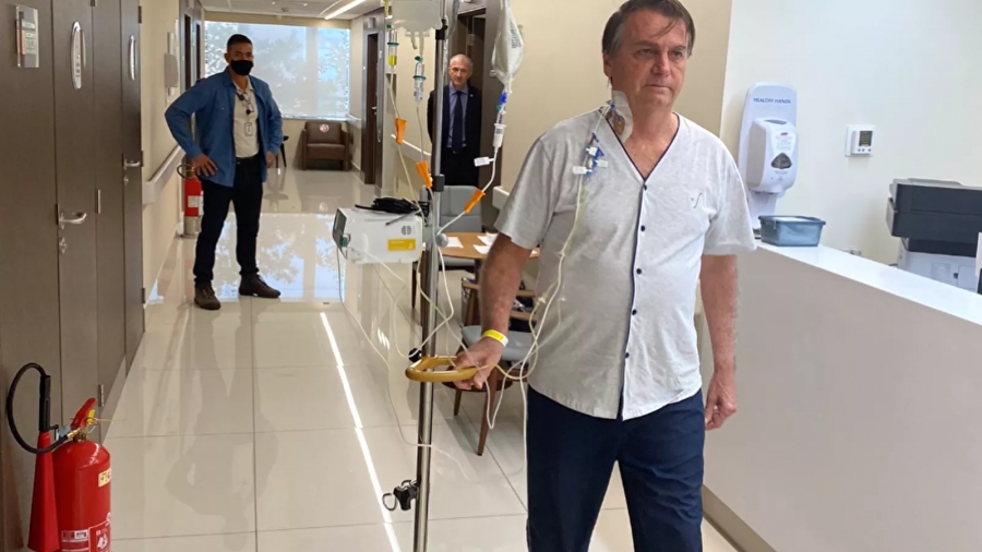 Bolsonaro από το νοσοκομείο: Θα επιστρέψω στη δράση σύντομα