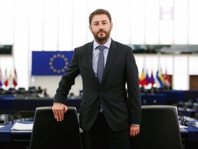 Ανδρουλάκης (Ευρωβουλευτής): Η Γερμανία υπονομεύει τη στρατηγική της ΕΕ για τα εμβόλια