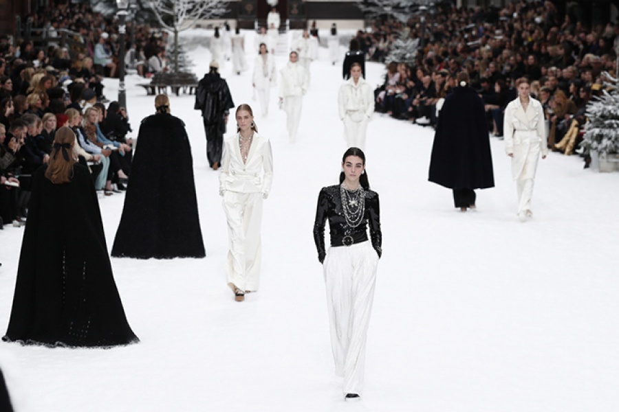 Γαλλία: Οι οίκοι ειδών πολυτελείας στρέφονται στην αγορά της Κίνας για να ανακάμψουν