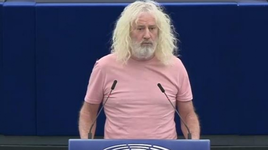 Mick Wallace (Ιρλανδός ευρωβουλευτής): Η Ουκρανία είναι διεφθαρμένη χώρα, αλλά στην Ευρώπη δεν λένε τίποτα