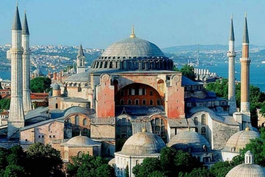 Gatestone Institute: Η Κωνσταντινούπολη έχει 3.000 τζαμιά, η απόφαση για την Αγία Σοφία θα εκθέσει τον Erdogan που παλεύει με κορωνοιό και φθίνουσα οικονομία