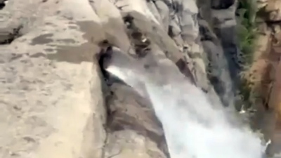 «Δεν ήταν αυτό που νομίζεις»: Σάλος με την αποκάλυψη πως ο υψηλότερος καταρράκτης στην Κίνα τροφοδοτείται από… σωλήνα νερού
