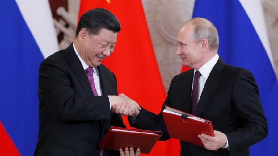 Ο Putin επαινεί τις επιτυχίες της Κίνας στην αντιμετώπιση του κορωνοϊού