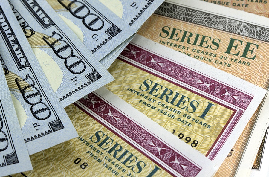 ΗΠΑ: Η κυβέρνηση άντλησε 37 δισ. δολάρια σε δημοπρασία 5ετών ομολόγων