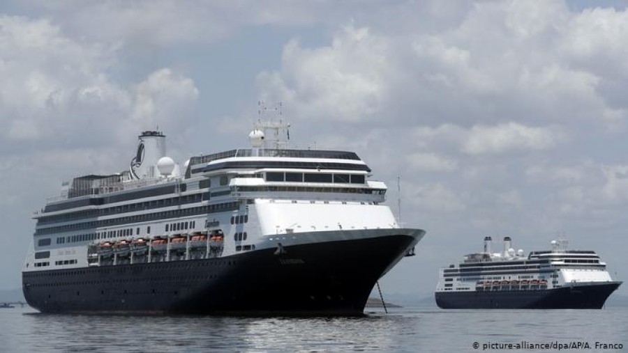Κομισιόν: Απέρριψε ως ασύμφορη, τη γερμανική πρόταση για φιλοξενία προσφύγων σε κρουαζιερόπλοια