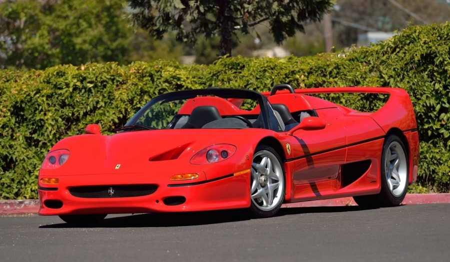 F50: Το πιο παρεξηγημένο supercar της Ferrari κλείνει 30 χρόνια