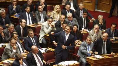 Οι Βόρειοι, οι Νότιοι και τα γραφεία τους - Ο... στενοχωρημένος βουλευτής