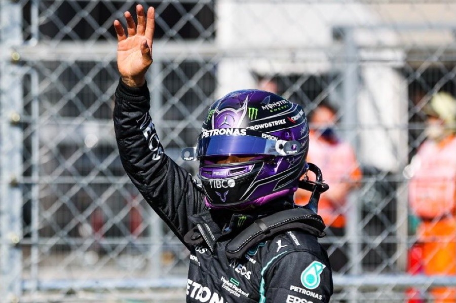 Formula 1: «Χόρεψε» στην Ουγγαρία ο Χάμιλτον και πήρε την pole position!