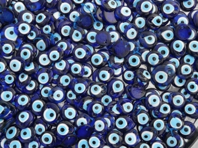 ΗΠΑ: Έκαναν έρευνα για το... μάτι - Ένα δισεκατομμύριο άνθρωποι πιστεύουν ότι υπάρχει μαγεία, κατάρες και «κακό μάτι»