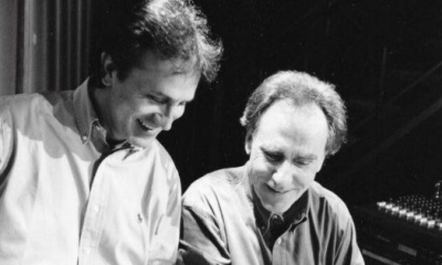 Πέθανε ο Κώστας Γανωσέλης - Το συγκινητικό αντίο του Νταλάρα