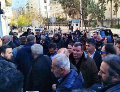 Ραντεβού αγροτών - Μητσοτάκη στο Μαξίμου - Εκπροσωπούν 14 μπλόκα και οργανώσεις