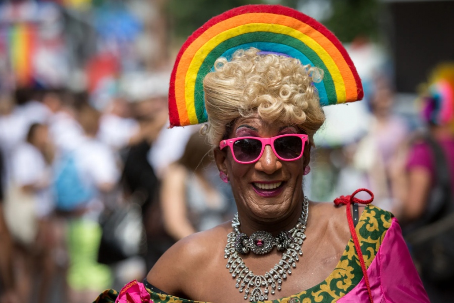 Quiz - Woke κατρακύλα στην Ελλάδα: «Trans γυναίκα δεν μπορεί να κλείσει ραντεβού για εξέταση προστάτη» – Βρείτε το λάθος