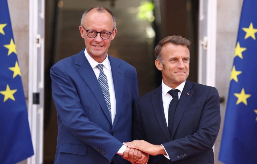 Οι FT βάζουν φωτιά στις σχέσεις Γαλλίας - Γερμανίας: Ο Macron πρόδωσε τον Merz με τα ρωσικά κεφάλαια