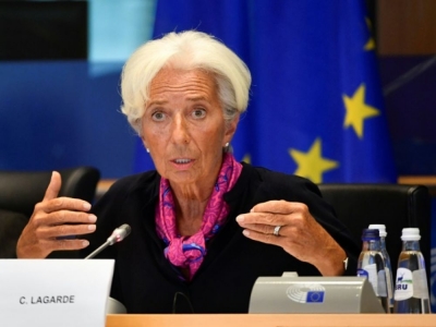Lagarde (ΕΚΤ): Να μην αποσυρθεί πρώιμα η στήριξη της οικονομίας της Ευρωζώνης