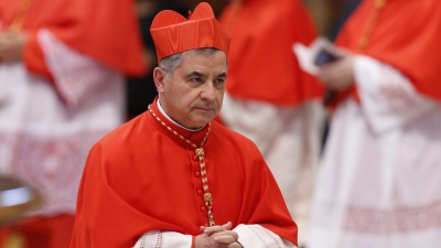 Ξεκινά η δίκη - σταθμός για απάτη στο Βατικανό - Μεταξύ των κατηγορούμενων ο καρδινάλιος Angelo Becciu