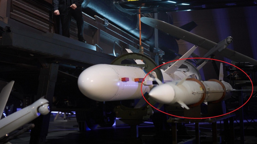 Το αστείο της ημέρας - Η Ουκρανία παρουσίασε έναν νέο «φονικό» πύραυλο που είναι «αόρατος από συστήματα αεράμυνας»