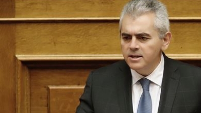 Βουλή - Χαρακόπουλος: Ο Τσίπρας, αφού επιδόθηκε στη μίμηση του Ανδρέα Παπανδρέου, τώρα μιμείται και τον Γεώργιο Παπανδρέου – Θράσος ΣΥΡΙΖΑ
