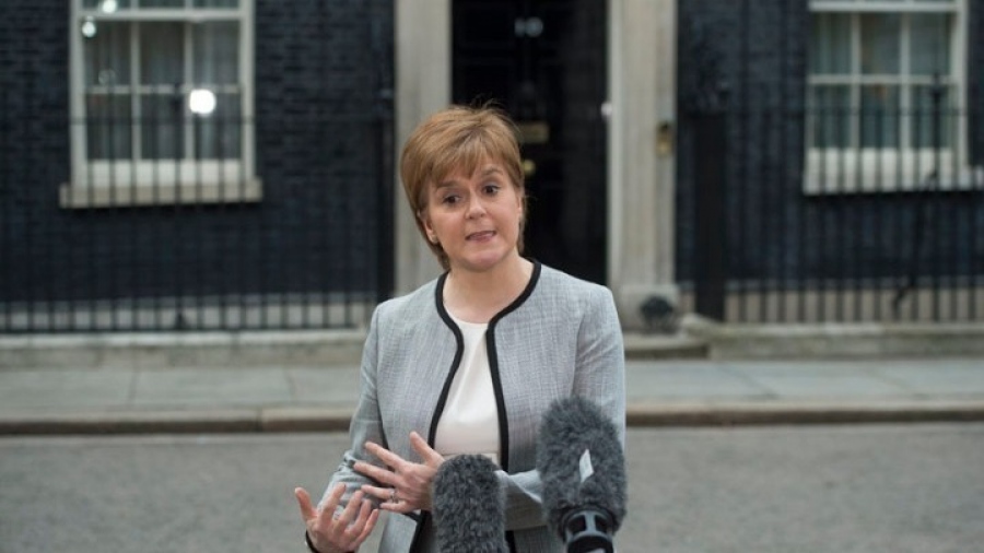 Σκωτία: Ελεύθερη και χωρίς κατηγορίες αφέθηκε η πρώην πρωθυπουργός Nicola Sturgeon