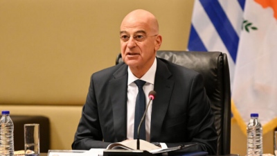 Σειρά επαφών Δένδια στο Λονδίνο - Στο τραπέζι θέματα αμυντικής τεχνολογίας