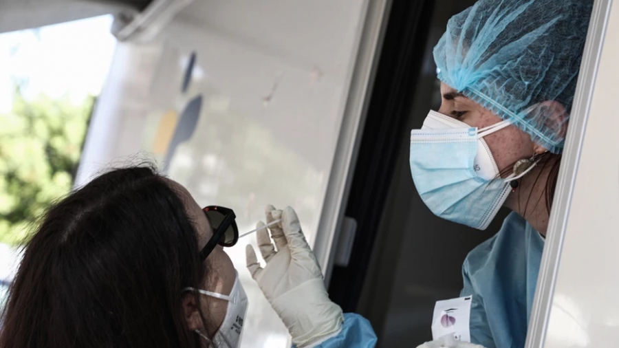 Κορωνοϊός: Έκτακτη σύσκεψη για τη μετάλλαξη Delta ζήτησε η ΚΕΔΕ