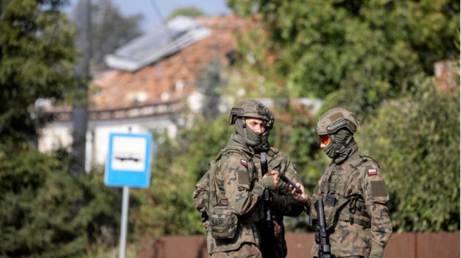 Η κακοστημένη προβοκάτσια αποκαλύπτεται - Τα «γεράκια» θέλουν να εμπλέξουν τον Trump σε πόλεμο με τη Ρωσία