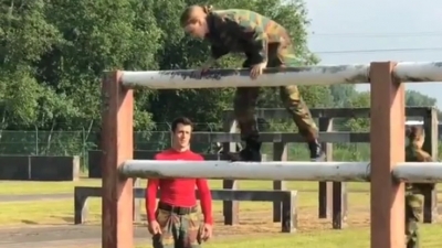 Μια πριγκίπισσα διαφορετική από τις άλλες: Η Ελισάβετ του Βελγίου με στρατιωτική στολή