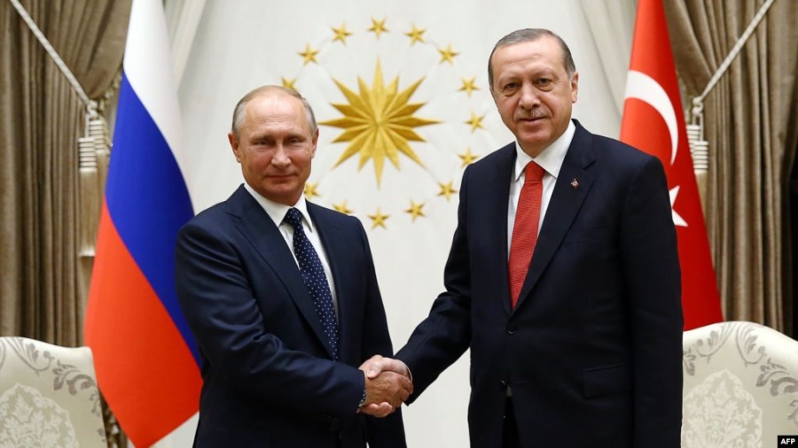 Επί πέντε ώρες συνεχίζονται οι συνομιλίες Putin - Erdogan στο Σότσι