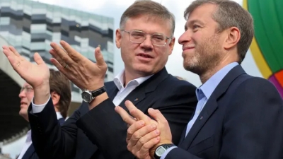 Αποκάλυψη: Η μεγαλειώδης αυτοκρατορία των Ρώσων βαρώνων του χάλυβα και στενών εταίρων του Abramovich